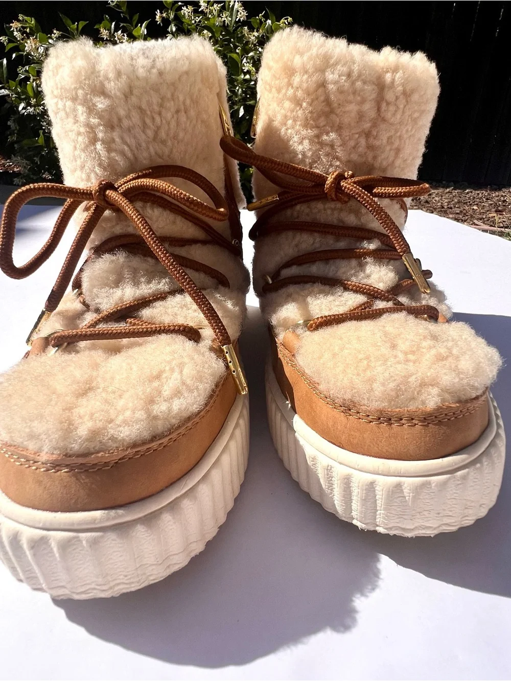 Pajar CANADA Ceria Sneaker Boot - Sherling Lined Bootie - in Cream & Tan Fur